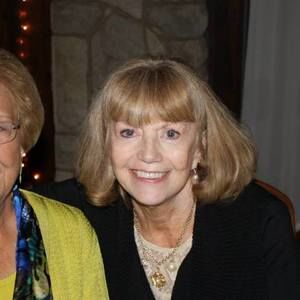 Meet your Posher, Carol